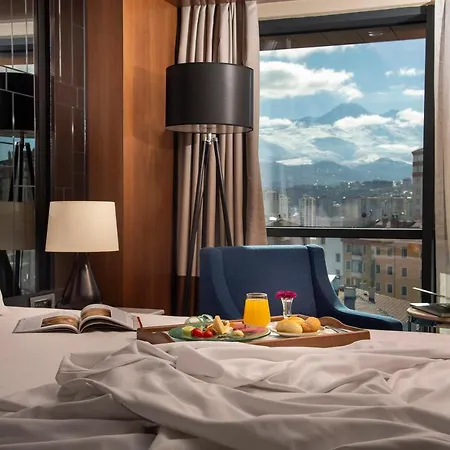 - Duvenonu By Ihg 4* Kayseri