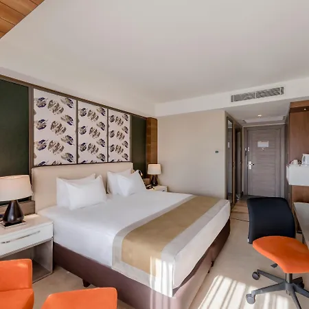 - Duvenonu By Ihg Hotel