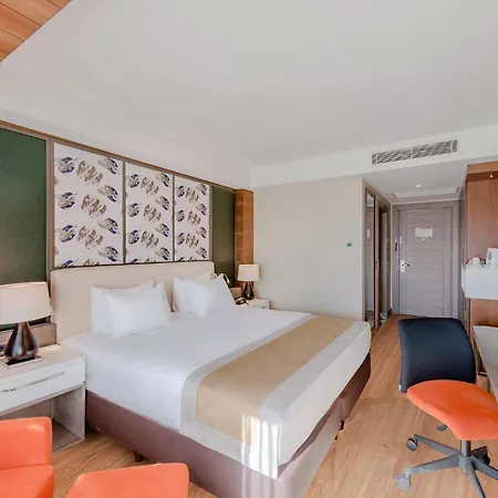 - Duvenonu By Ihg Hotel