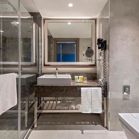 - Duvenonu By Ihg Otel