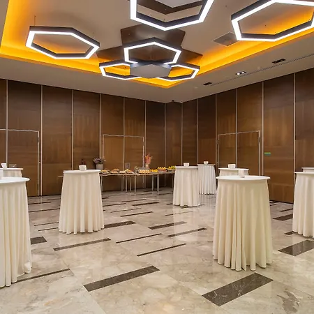 Hotel - Duvenonu By Ihg 4*