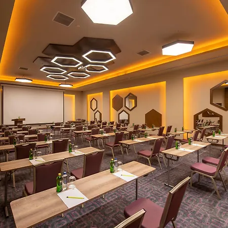 - Duvenonu By Ihg 4* Kayseri