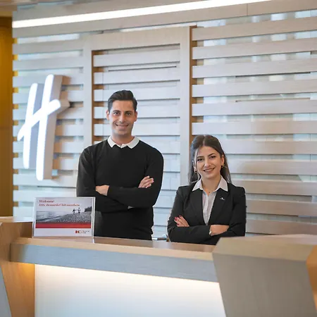 - Duvenonu By Ihg Hotel