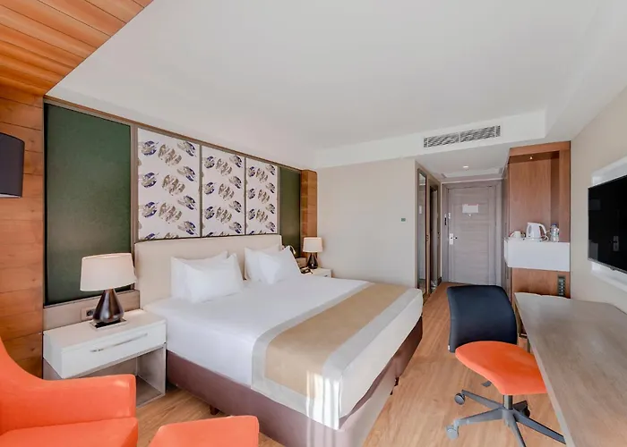 - Duvenonu By Ihg Hotel