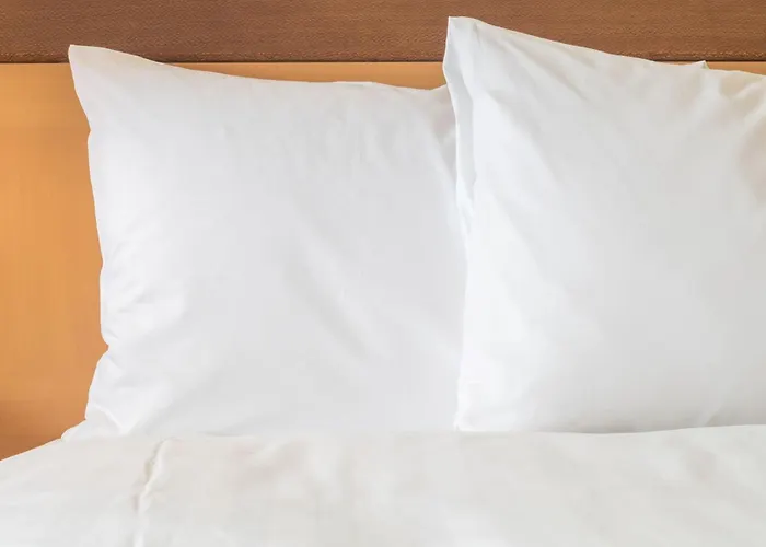 - Duvenonu By Ihg Hotel 4*